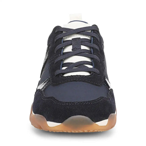 Walk Slim Glide Sneaker