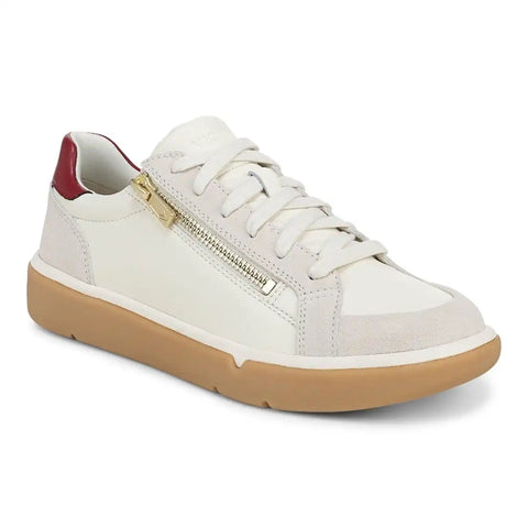 City Walk AXS Sneaker