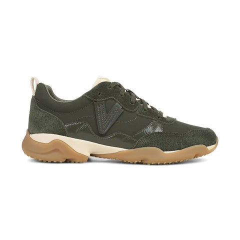 Walk Slim Glide Sneaker